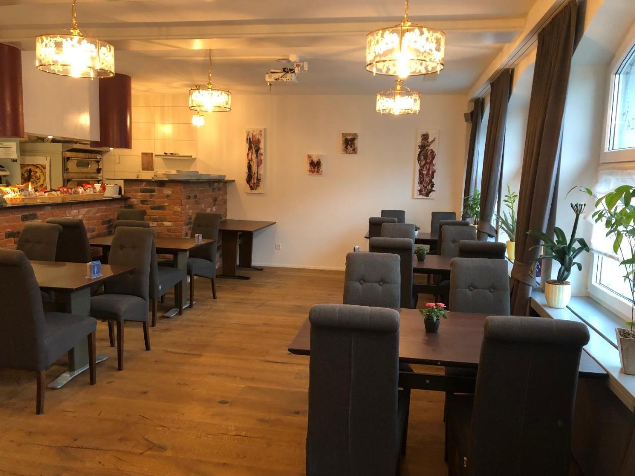 Ochsen Hotel *